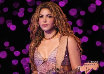 Shakira on stage