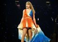 Taylor Swift on stage