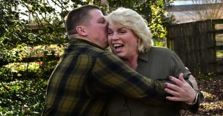 Sister Wives' Janelle Brown recounts the death of her son