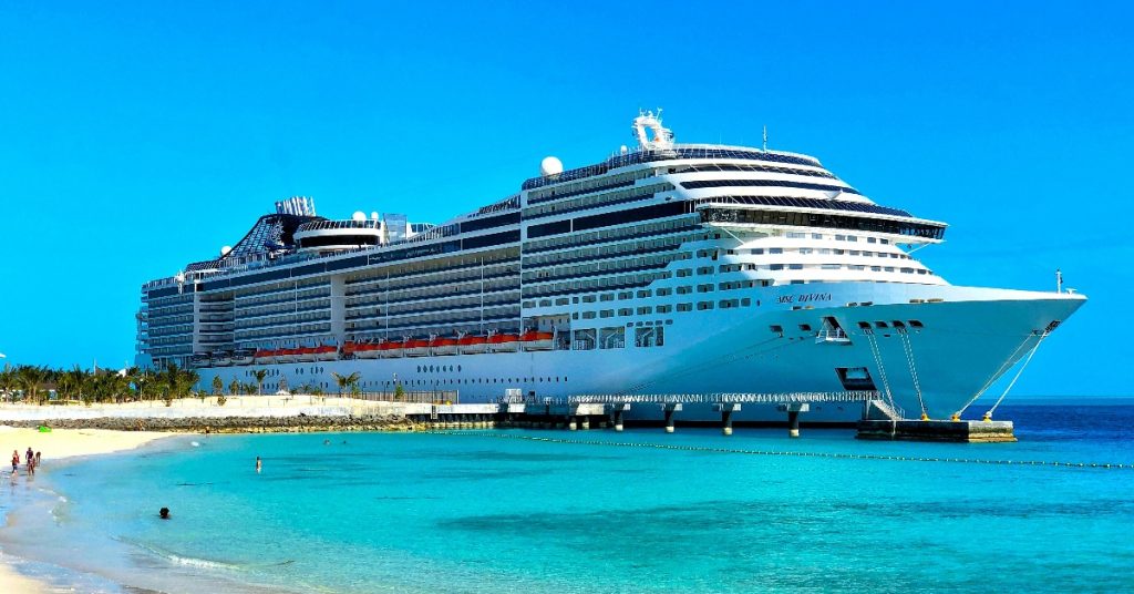 Cruise Ship