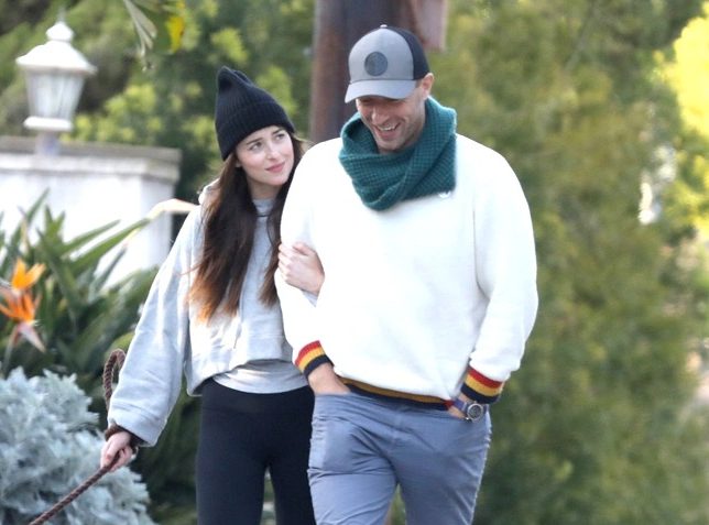 Dakota, Chris